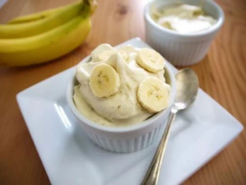 Банан с йогуртом