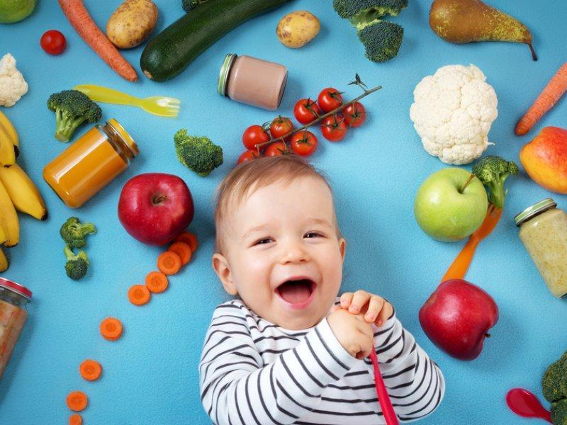 В меню 8 месячного ребенка должны входить блюда из разнообразных продуктов