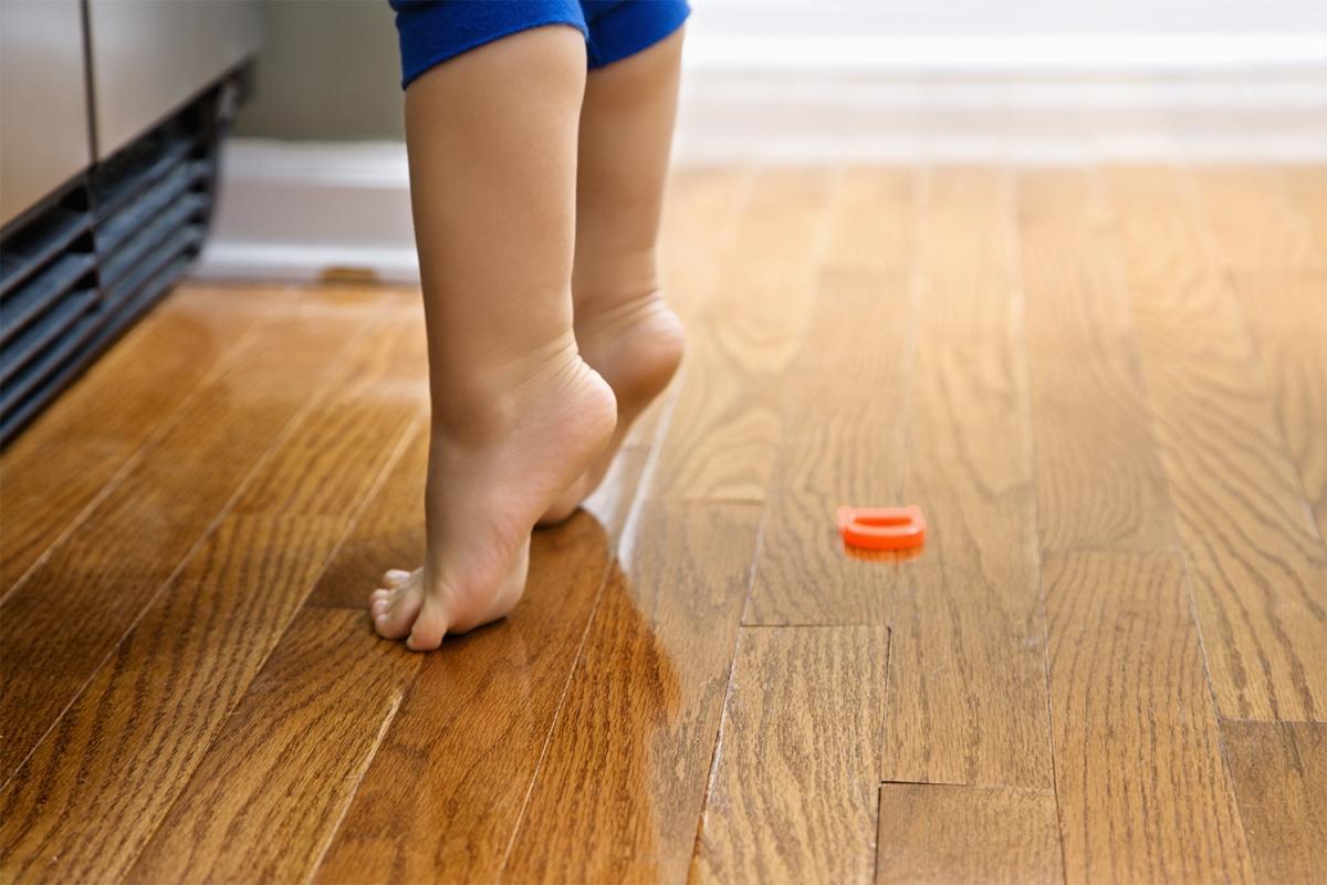 Идиопатическая ходьба на носочках у ребенка старше 3 лет