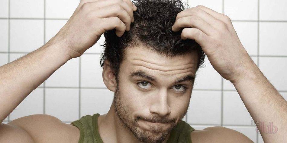 Почему у молодых мужчин выпадают волосы?